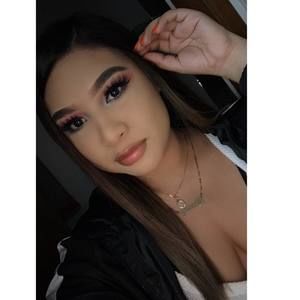 Meet your Posher, Mayra